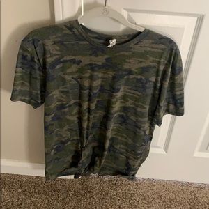 live and tell camouflage t-shirt